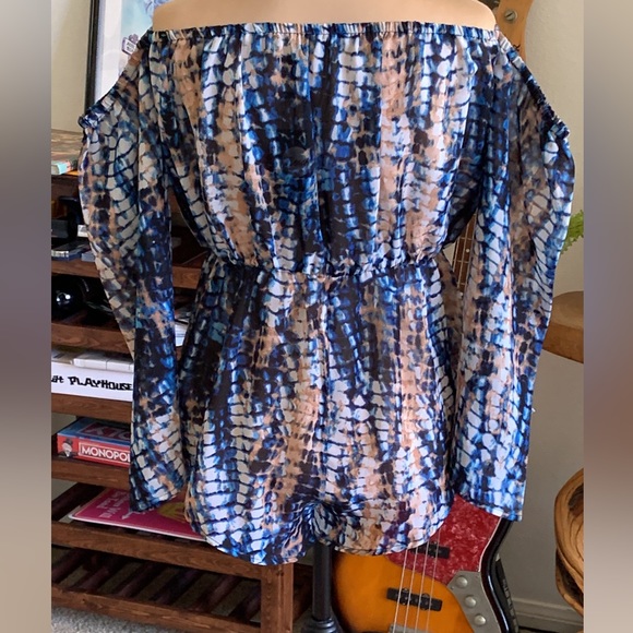 Woman’s Rompers Size L - Picture 10 of 13